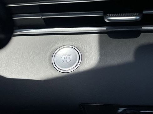 New 2026 Hyundai Elantra SEL Sport Premium FWD image 17