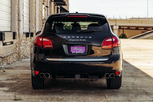 Used 2012 Porsche Cayenne Turbo AWD/4WD image 15