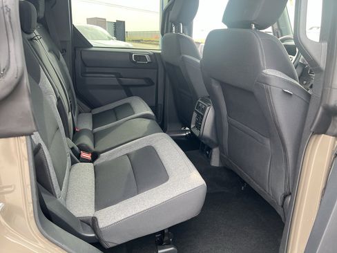 Used 2025 Ford Bronco Big Bend image 14