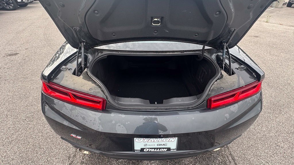 Used 2017 Chevrolet Camaro LT w/ RS Package RWD image 4