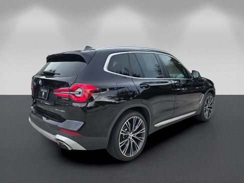 Certified 2024 BMW X3 sDrive30i w/ Convenience Package RWD image 4