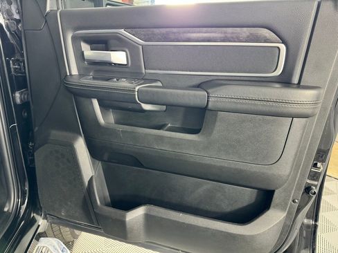 Used 2024 RAM 2500 Big Horn w/ Bed Utility Group image 30