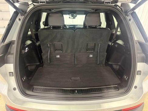 Used 2023 Jeep Grand Cherokee L Altitude image 24
