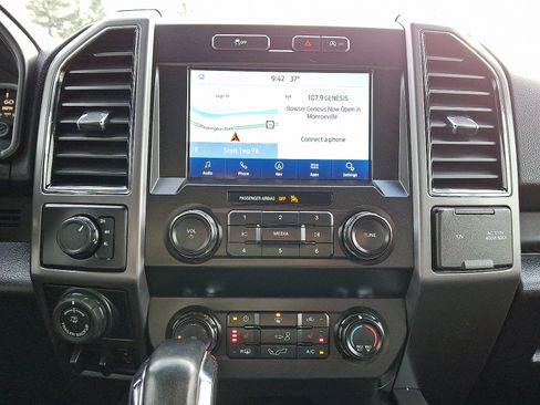 Certified 2019 Ford F150 XLT w/ Equipment Group 302A Luxury image 15