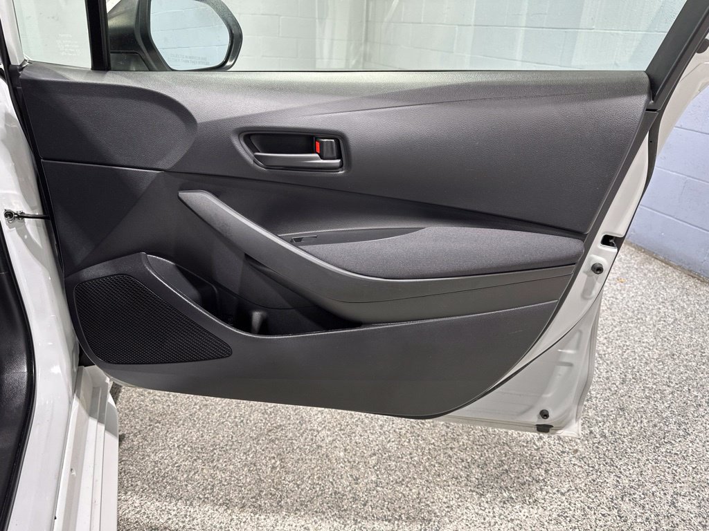 Certified 2024 Toyota Corolla LE AWD/4WD image 17