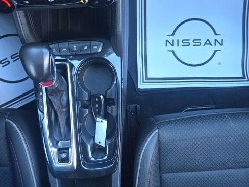 Used 2022 Chevrolet TrailBlazer RS image 16