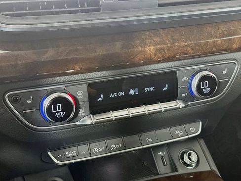 Used 2019 Audi Q5 2.0T Premium Plus w/ Premium Plus Package AWD/4WD image 23