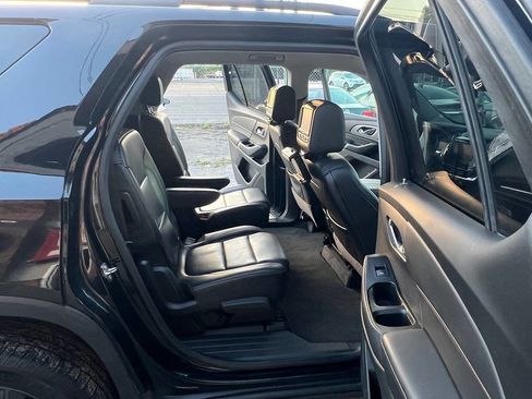 Used 2019 Chevrolet Traverse RS w/ LPO, Floor Liner Package image 17