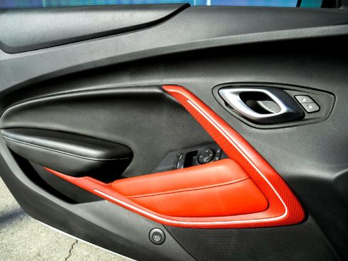 Used 2023 Chevrolet Camaro SS image 24