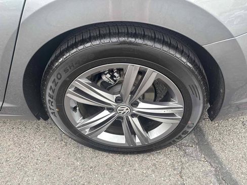 Used 2020 Volkswagen Jetta R-Line FWD image 10