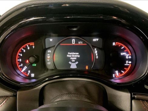 Used 2025 Dodge Durango GT AWD/4WD image 20
