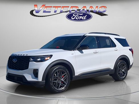 New 2026 Ford Explorer ST-Line w/ ST-Line Street Pack image 1