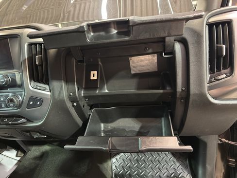 Used 2018 Chevrolet Silverado 1500 LT w/ All Star Edition image 23