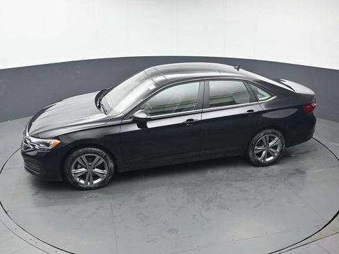Used 2023 Volkswagen Jetta SE FWD image 36