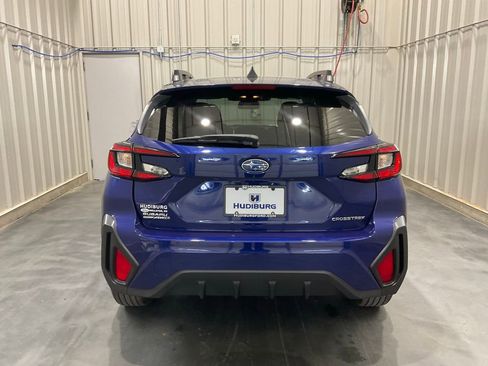 Used 2025 Subaru Crosstrek 2.0i Premium image 24