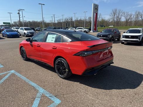 New 2026 Nissan Sentra SR image 5