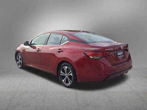 Used 2021 Nissan Sentra SV image 4