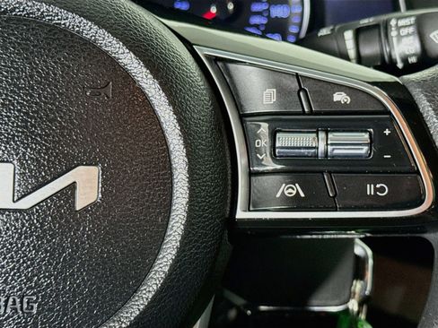 Used 2023 Kia Forte LXS FWD image 13