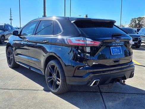 Certified 2022 Ford Edge ST w/ Equipment Group 401A image 4