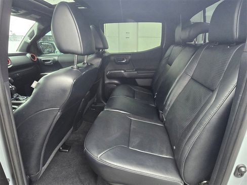 Certified 2021 Toyota Tacoma TRD Sport image 17