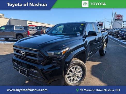 Certified 2024 Toyota Tacoma SR5 image 1