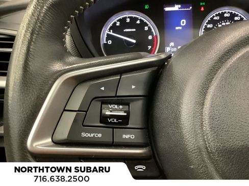 Used 2023 Subaru Forester Premium AWD/4WD image 20