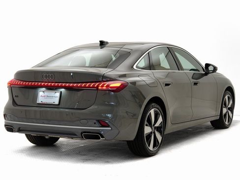 Used 2025 Audi A5 2.0T Premium Plus w/ Premium Plus AWD/4WD image 3