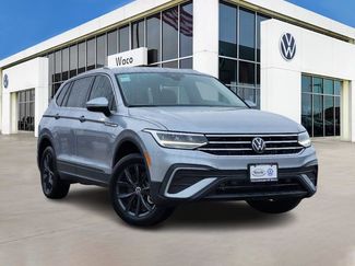 New 2024 Volkswagen Tiguan SE video 1