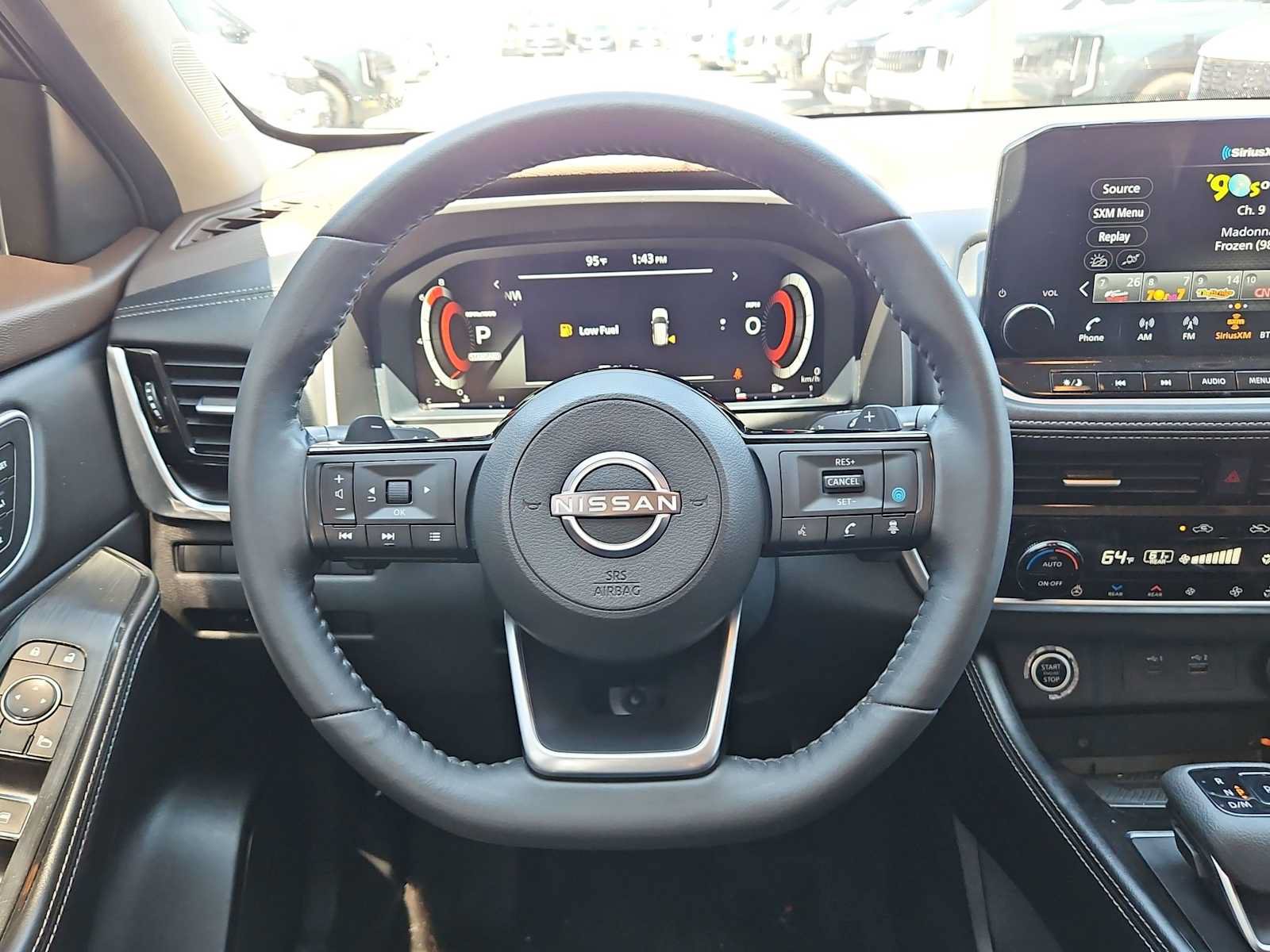 Used 2023 Nissan Rogue Platinum w/ Platinum Premium Package FWD image 23