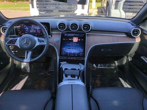 Used 2025 Mercedes-Benz C 300 Sedan image 14