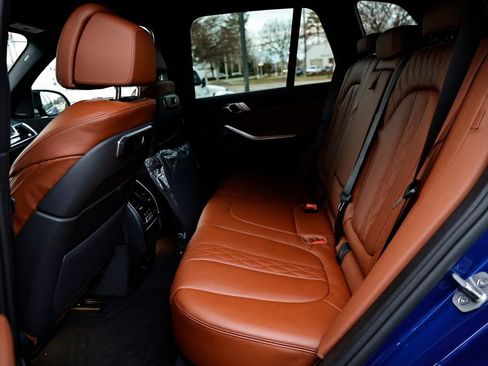 New 2026 BMW X5 M60i w/ Climate Comfort Package image 26