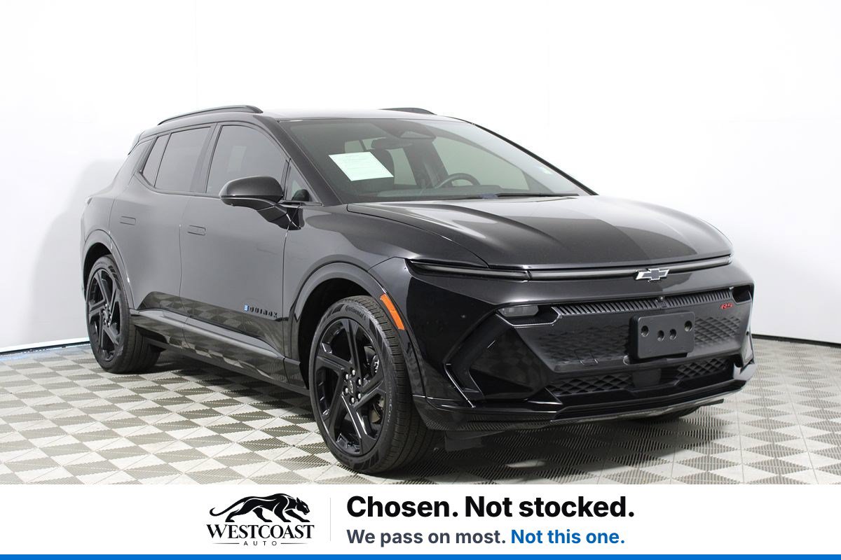 Used 2024 Chevrolet Equinox EV RS w/ LPO, Trailering Package FWD image 1