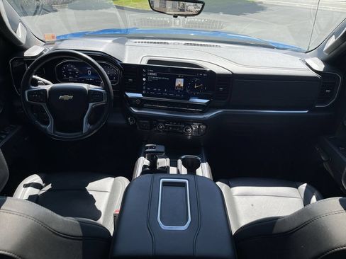 Used 2022 Chevrolet Silverado 1500 LTZ w/ LTZ Premium Package AWD/4WD image 21