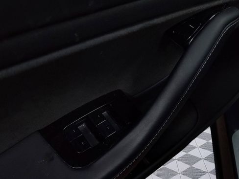 Used 2018 Tesla Model 3 Long Range image 12