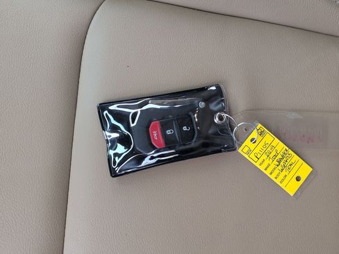 Used 2019 Jeep Wrangler Unlimited Rubicon image 35