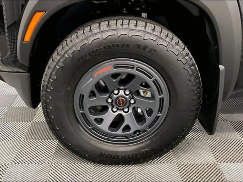 New 2026 Nissan Frontier Pro-X w/ Tow Package RWD image 13