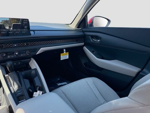 New 2026 Honda Accord LX image 18