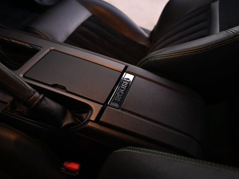 Used 2012 Ford Mustang GT Premium w/ HID Headlamps & Security Pkg image 42