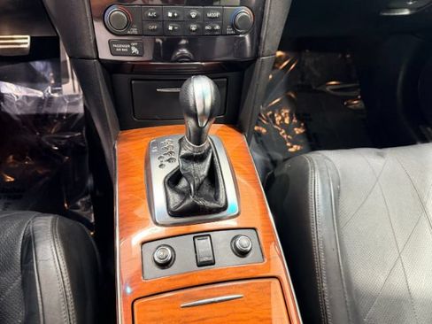 Used 2011 INFINITI FX35 AWD w/ Premium Pkg image 38