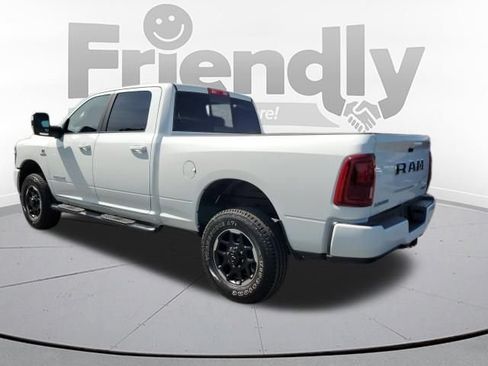 Used 2026 RAM 2500 Laramie AWD/4WD image 3