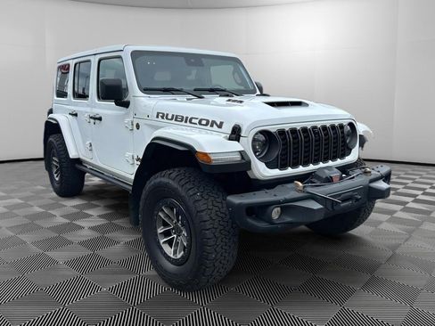 Used 2024 Jeep Wrangler Unlimited Rubicon 392 AWD/4WD image 3