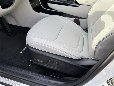 New 2026 Hyundai Tucson Limited image 4