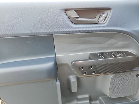 Used 2024 Ford Maverick Lariat w/ Black Appearance Package image 11