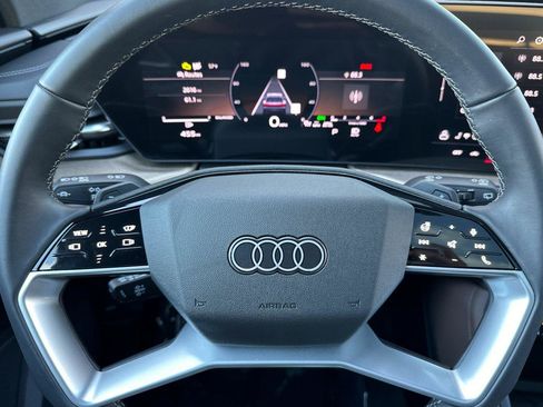 Certified 2025 Audi Q5 Premium Plus w/ Premium Plus image 24