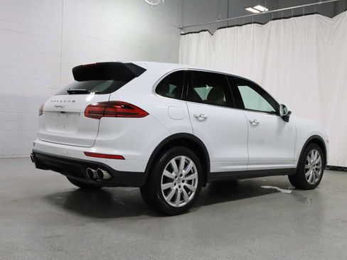Used 2015 Porsche Cayenne S AWD/4WD image 9