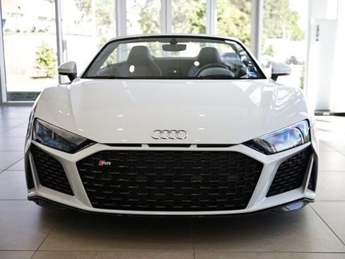 Used 2020 Audi R8 V10 w/ Carbon Exterior Package AWD/4WD image 18