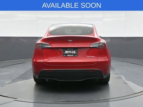 Used 2021 Tesla Model Y Long Range AWD/4WD image 6
