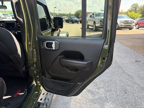 Used 2021 Jeep Gladiator Mojave w/ Trailer Tow Package AWD/4WD image 20