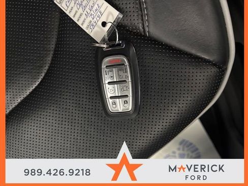 Used 2021 Chrysler Pacifica Limited w/ S Appearance Package FWD image 26