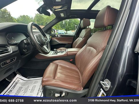 Used 2019 BMW X5 xDrive50i w/ M Sport Package AWD/4WD image 21